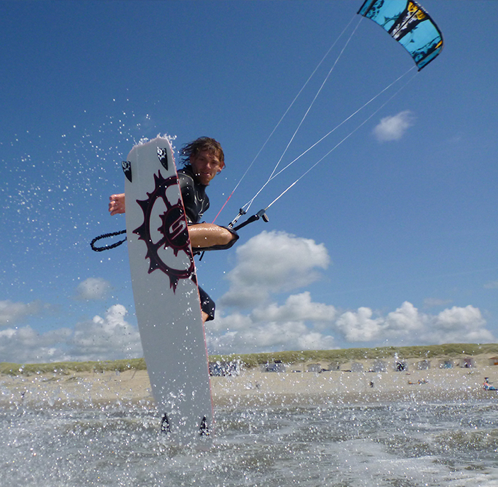 Leer surfen bij Paal 9